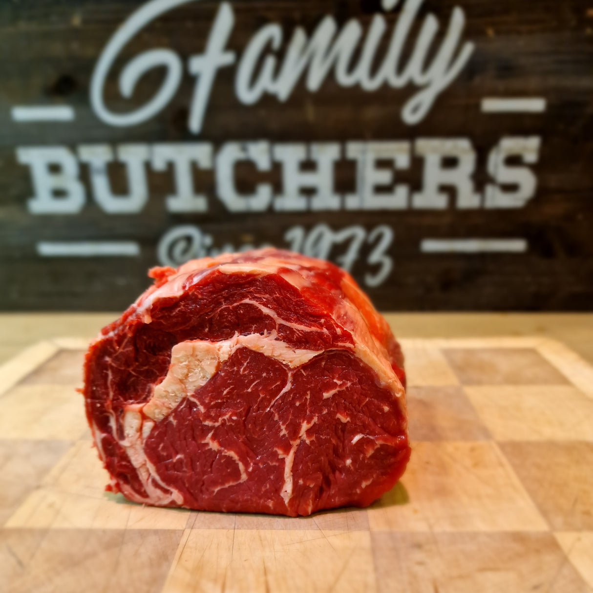 Boneless Roast Rib Of Beef (3 Sizes)