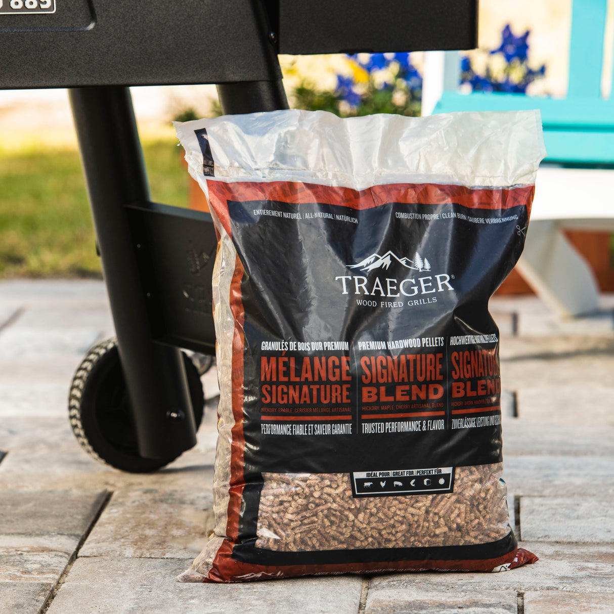 TRAEGER FSC SIGNATURE BLEND WOOD PELLETS