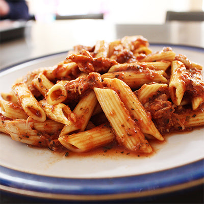 Pulled Chicken Fillet & Wholemeal Pasta (400g)